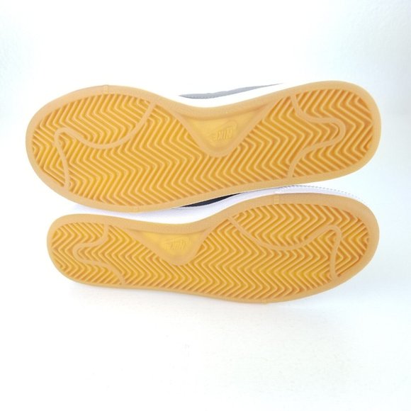 Nike Court Royale Suede Women's Athletic Sneaker Shoe Grey 916795 003 Sizes 6-9 - Picture 8 of 9